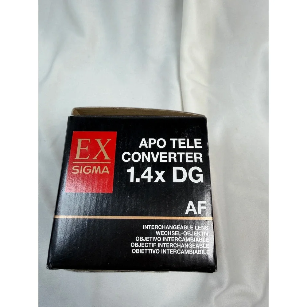 New Sigma APO Tele Converter 1.4x DG EX AF for Nikon AF-D with Case and Box